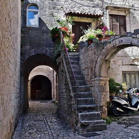 Ferienwohnung Enjoy Trogir Ciovo Exterior foto