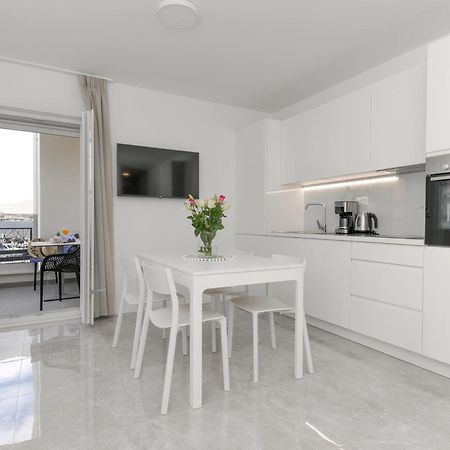 Ferienwohnung Enjoy Trogir Ciovo Exterior foto
