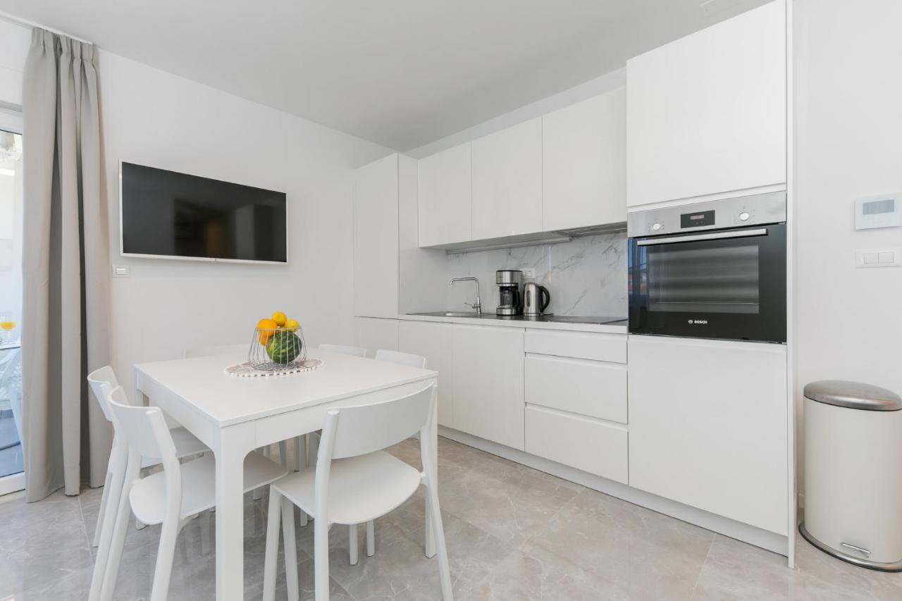 Ferienwohnung Enjoy Trogir Ciovo Exterior foto