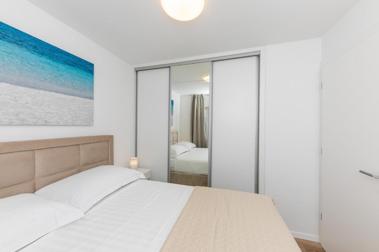 Ferienwohnung Enjoy Trogir Ciovo Exterior foto
