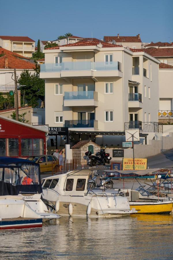 Ferienwohnung Enjoy Trogir Ciovo Exterior foto